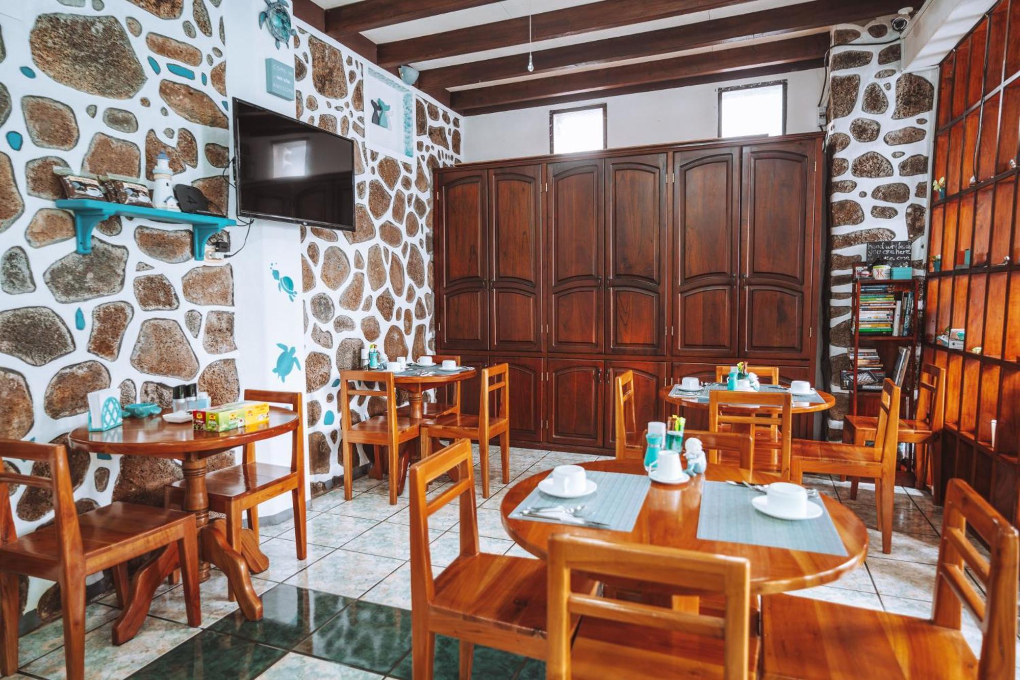 Maidith Galapagos Inn Puerto Ayora  Extérieur photo