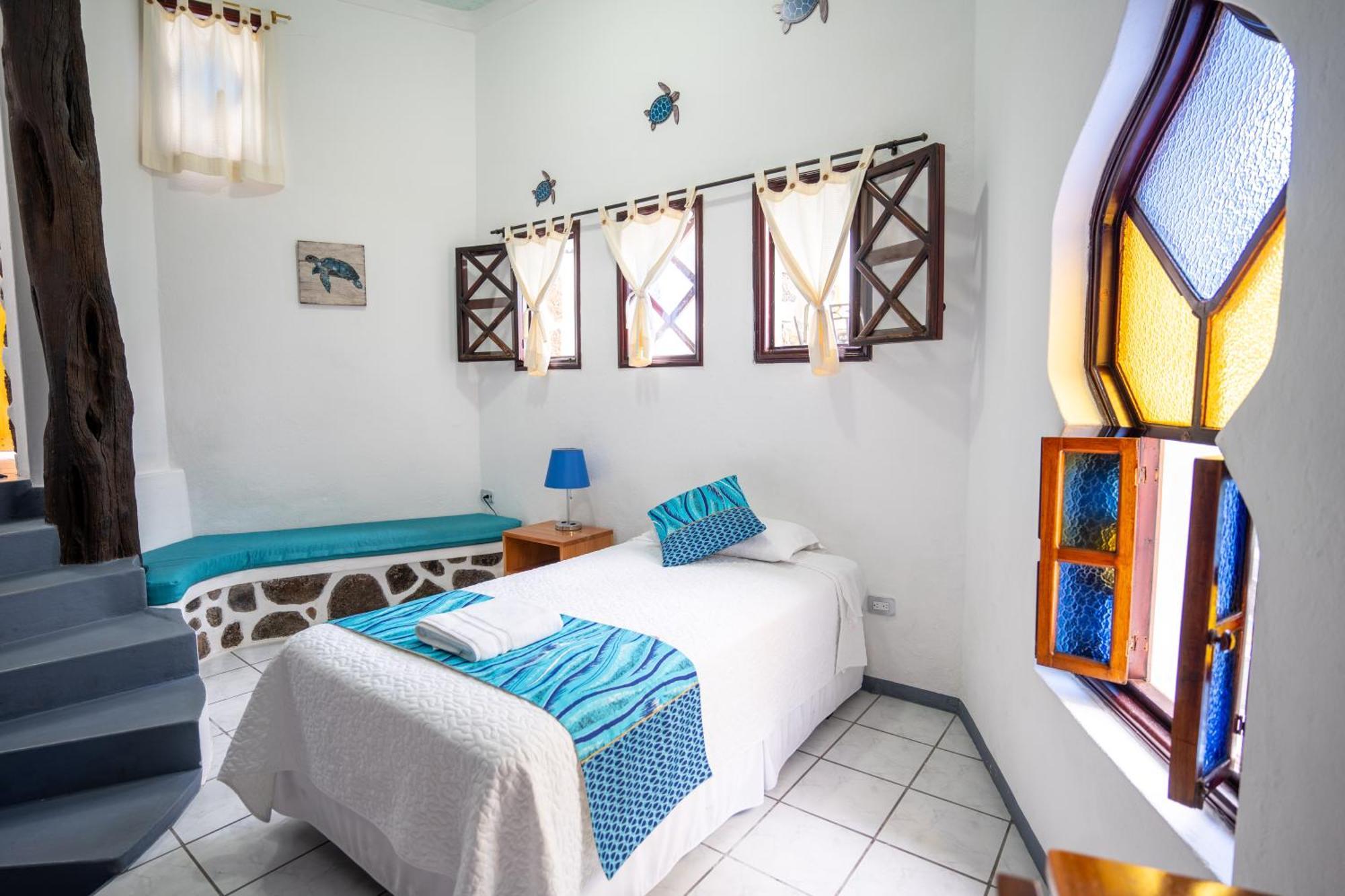 Maidith Galapagos Inn Puerto Ayora  Extérieur photo