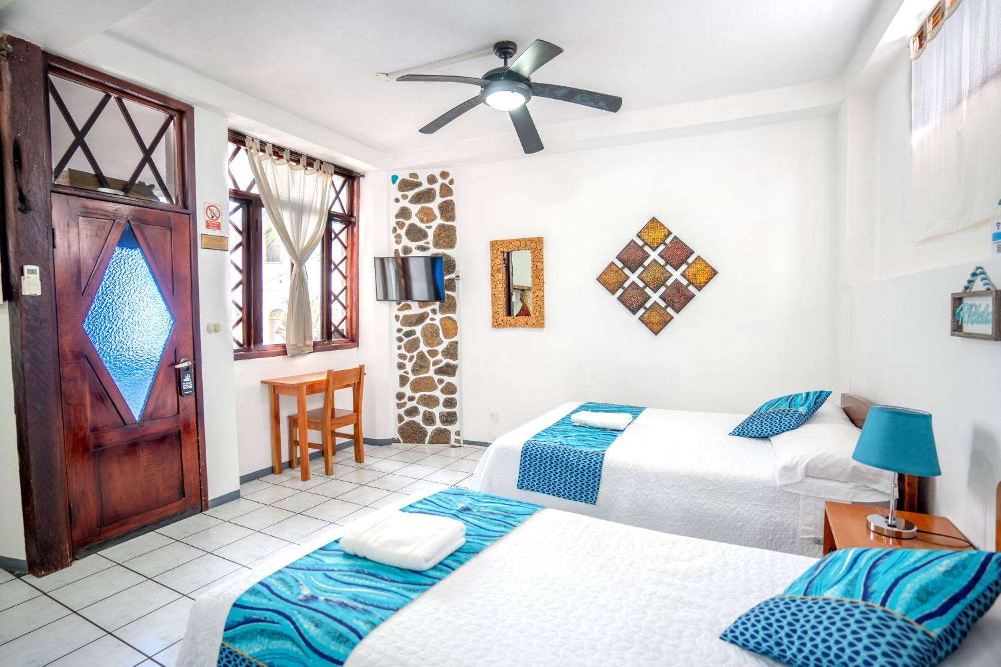 Maidith Galapagos Inn Puerto Ayora  Extérieur photo